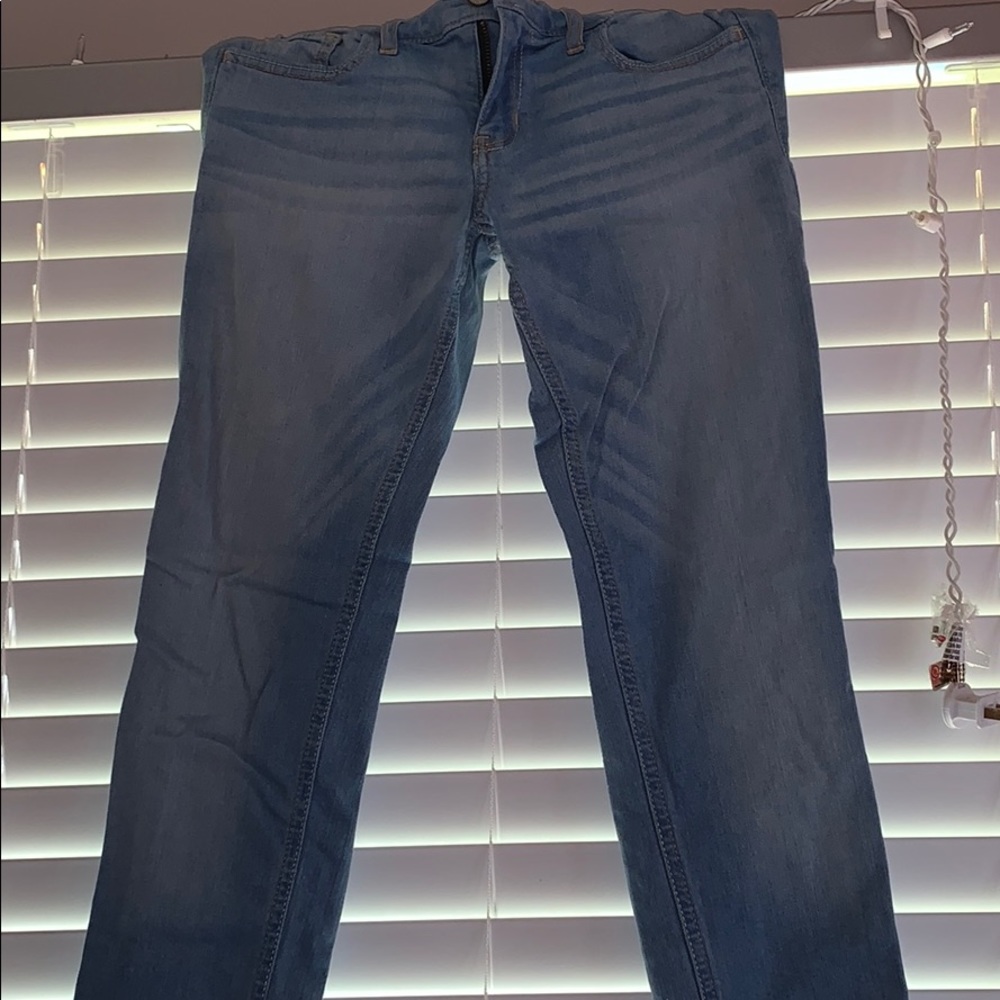 Jeans - Picture 2 of 3